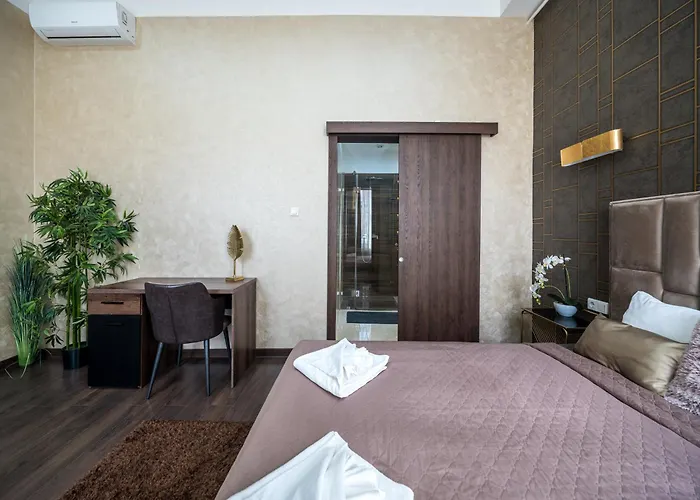Dohany Dreamy Delight Luxury With Sauna דירה בודפשט